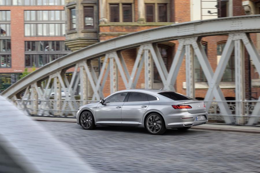  Volkswagen Arteon 4Motion Elegance 2017 года  (WW) (фото 24 из 31)